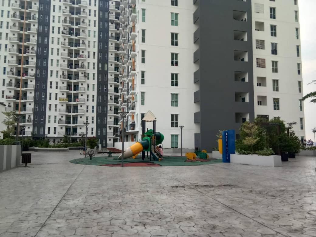 Afnan Homestay at Semenyih, Ascotte Boulevard Luaran gambar