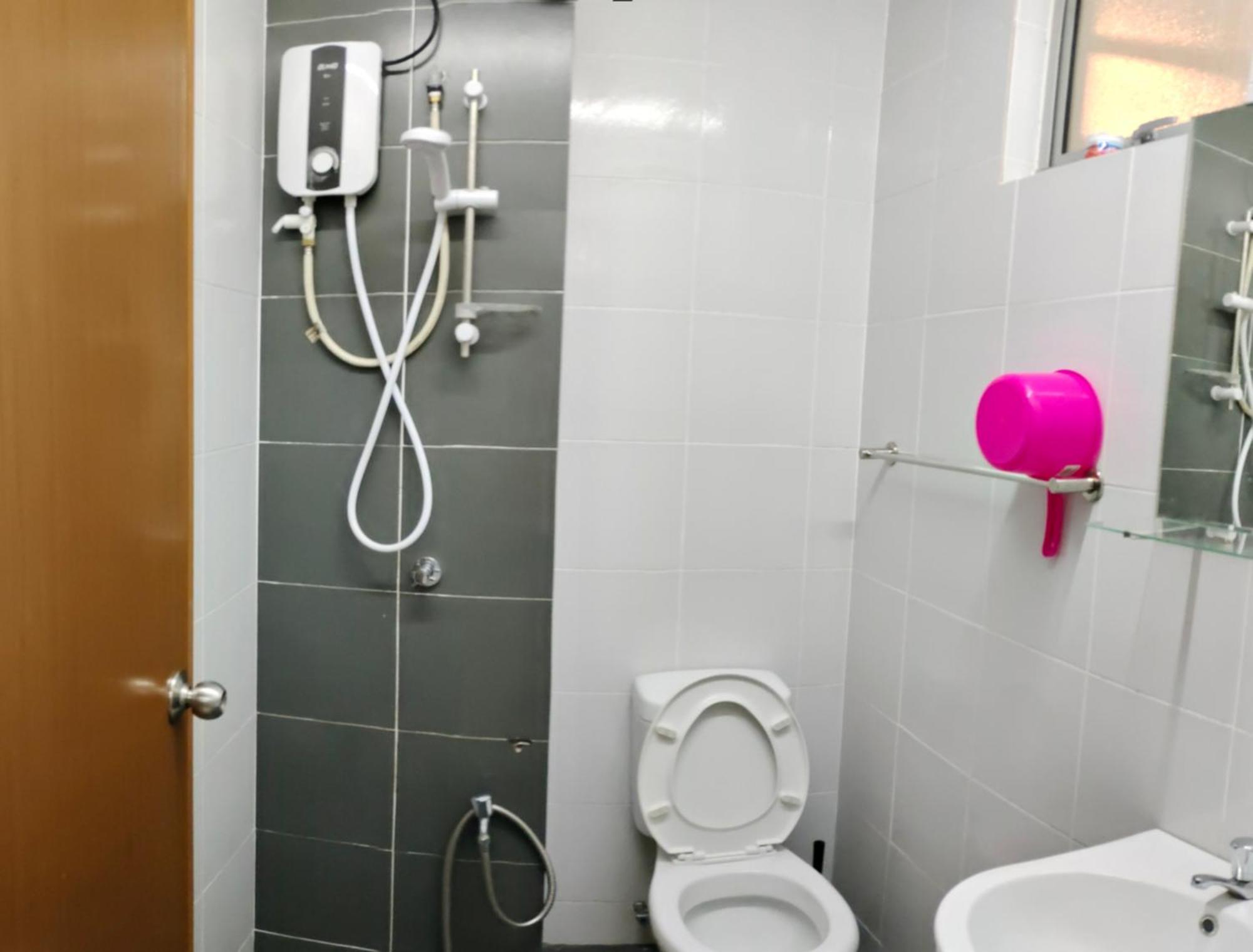 Afnan Homestay at Semenyih, Ascotte Boulevard Luaran gambar